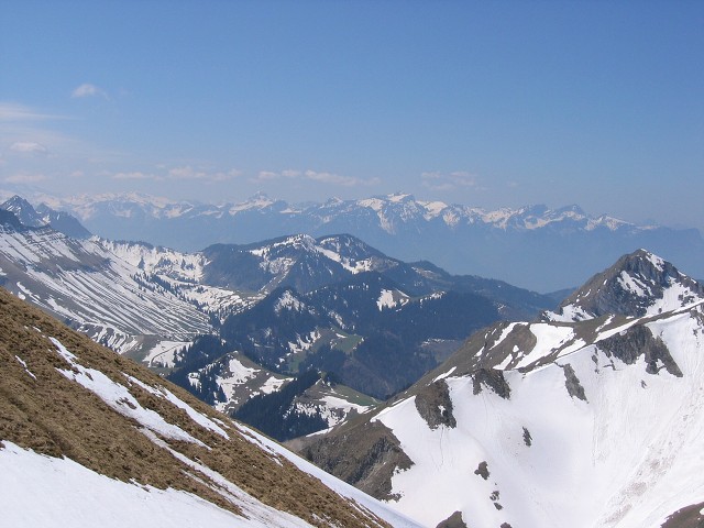 15. kvtna 2004 12:15:06